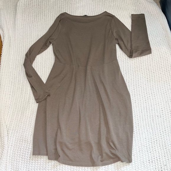 Lisa Rinna long sleeve slit side top - Picture 4 of 7